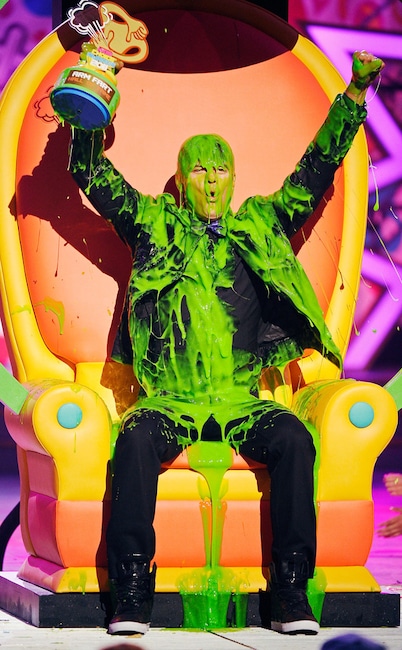 Josh Duhamel, 2011 Kids Choice Awards Show, Slime